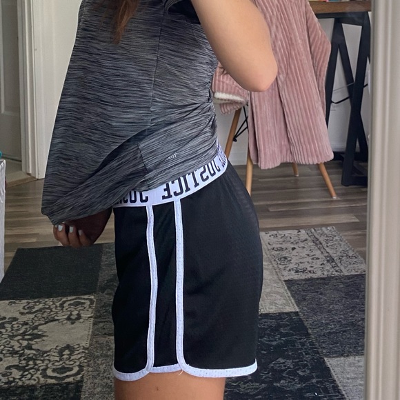 SPORT SHORTS - Picture 9 of 10